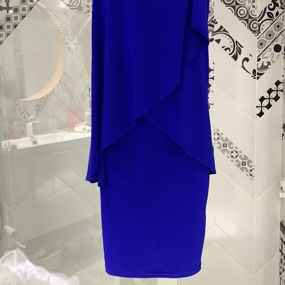 Made in🇨🇦Beautiful Sleeveless Cross Over Ruffle Front JR Dress - Picture 8 of 17